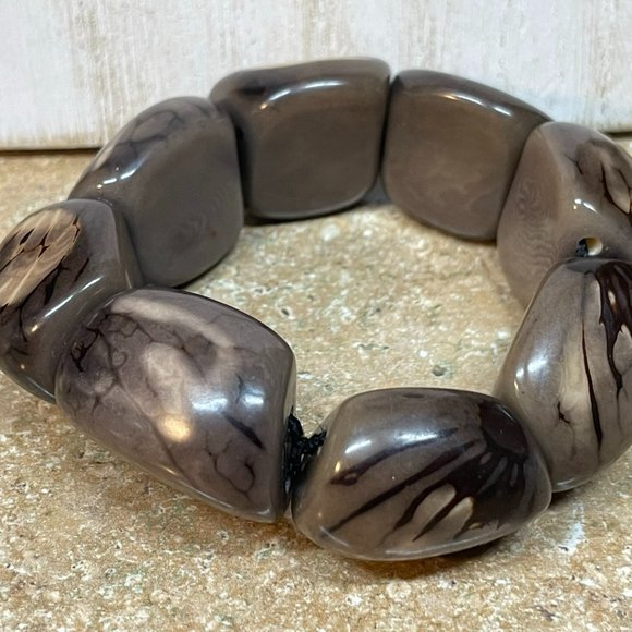 TAGUA FREE TRADE ARTISAN MADE DARK BROWN SHINY PEBBLE NUGGETS STRETCH BRACELET - Picture 2 of 3